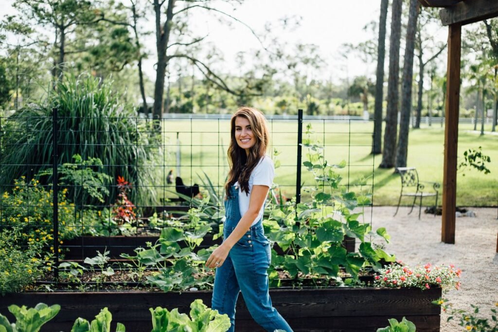 11 Easy Backyard Farming Tricks for Busy Beginners